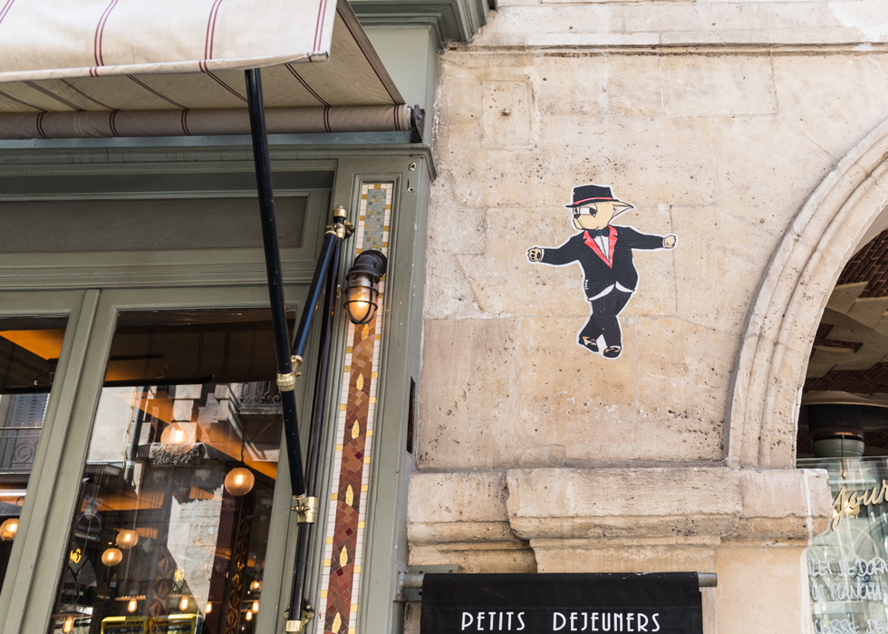 STREET ART IN MARAIS : パリ・マレ地区のストリートアートを